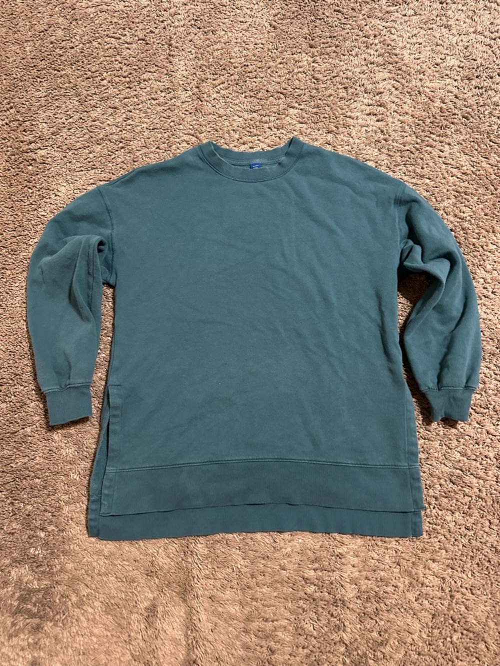 Vintage woman’s Old navy “triple green” sweater 00s size small
